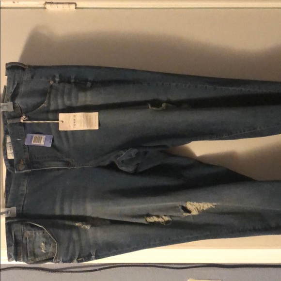 TORRID boyfriend jeans size 26 - Picture 3 of 4